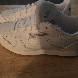 Lil girl classic reebox